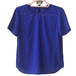 2/$30 Banana Republic Blue Laser Cut T-shirt Top Size XSP